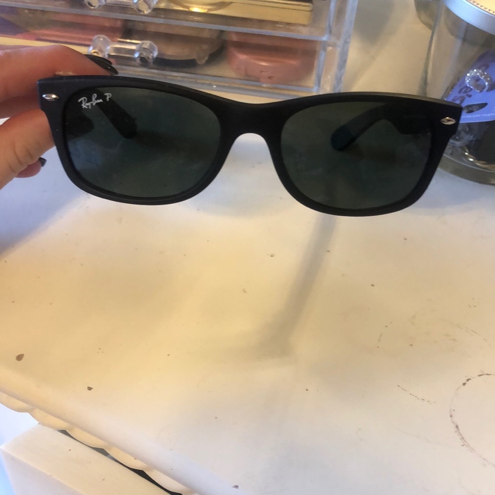 ⭐️ray ban polarized sunglasses⭐️